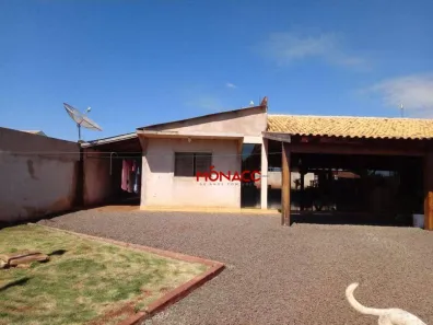Fazenda/Sítio com 3 Quartos à venda, 180m² no , Sertanópolis