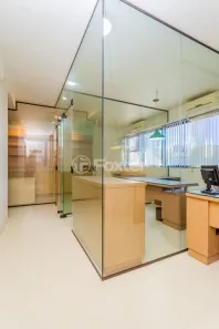 Sala Comercial à venda, 40m² no Moinhos de Vento, Porto Alegre