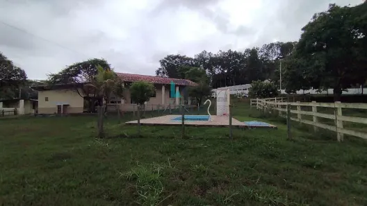 Fazenda/Sítio com 3 Quartos à venda, 10m² no Centro, Lorena