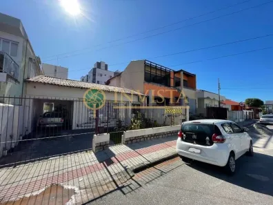 Casa com 3 Quartos à venda, 190m² no Balneário, Florianópolis