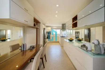 Apartamento com 3 Quartos à venda, 210m² no Vila Olímpia, São Paulo