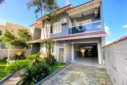 Sobrado com 4 Quartos à venda, 230m² no Nossa Senhora das Graças, Canoas