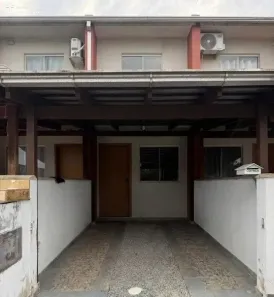 Casa com 2 Quartos à venda, 60m² no Morro do Meio, Joinville
