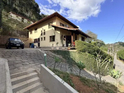 Casa de Condomínio com 4 Quartos à venda, 265m² no Parque do Imbui, Teresópolis