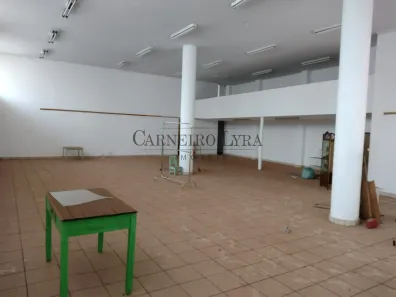 Ponto Comercial para alugar, 280m² no Centro, Jaú