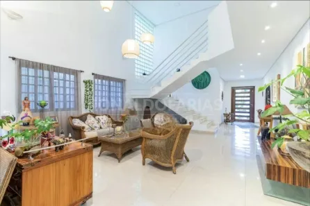 Sobrado com 3 Quartos à venda, 393m² no Interlagos, São Paulo