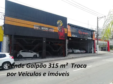 Galpão/Depósito/Armazém com 5 Quartos à venda, 300m² no Vila Marieta, São Paulo