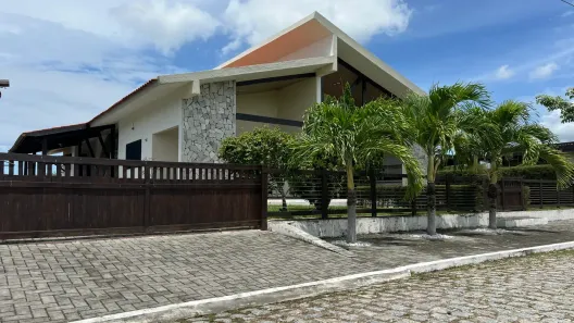 Casa de Condomínio com 4 Quartos à venda, 254m² no , Gurinhém
