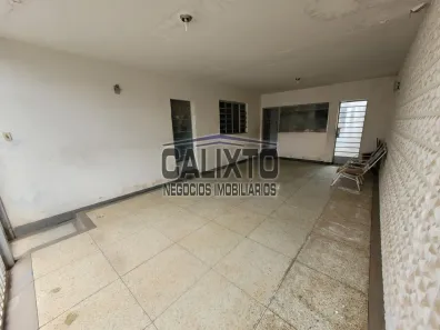 Casa com 4 Quartos à venda, 209m² no Osvaldo Rezende, Uberlândia