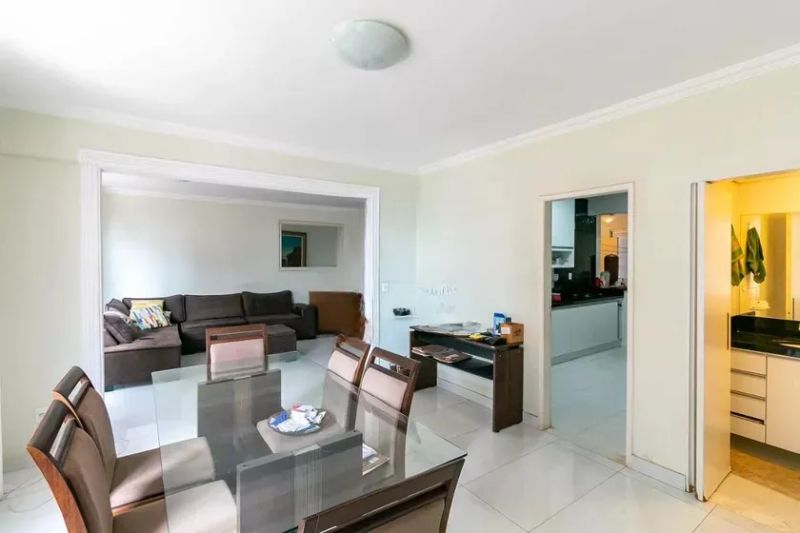 Apartamento com 4 quartos — Serra, Belo Horizonte