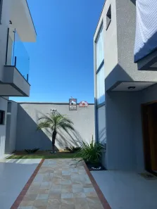 Casa com 2 Quartos à venda, 84m² no Cidade Jardim, Caraguatatuba