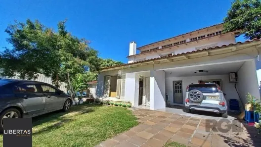 Casa com 4 Quartos à venda, 303m² no Espírito Santo, Porto Alegre
