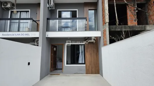 Sobrado com 3 Quartos à venda, 108m² no Areias, São José