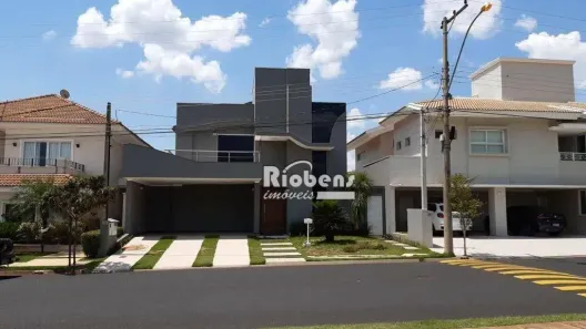 Casa de Condomínio com 4 Quartos para alugar, 400m² no Parque Residencial Damha, São José do Rio Preto