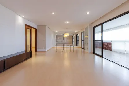 Apartamento com 3 Quartos para venda ou aluguel, 212m² no Jardim do Lago, Londrina