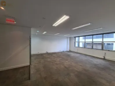 Sala Comercial para alugar, 130m² no Jardim Paulistano, São Paulo