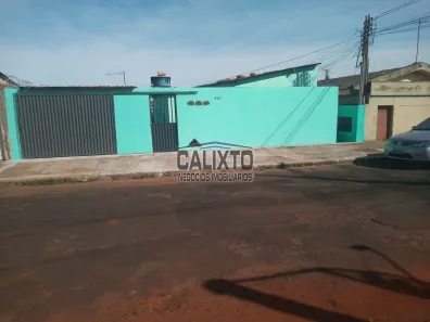 Casa com 3 Quartos à venda, 98m² no Presidente Roosevelt, Uberlândia