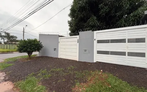 Casa com 1 Quarto para alugar, 10m² no Jardim Tijuca, Campo Grande