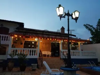 Casa com 4 Quartos à venda, 190m² no Jardim São Carlos, Sorocaba