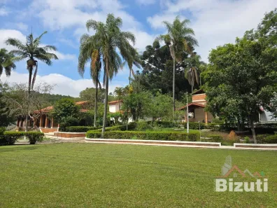 Fazenda/Sítio com 4 Quartos à venda, 486m² no Parque Iramaia, Campo Limpo Paulista