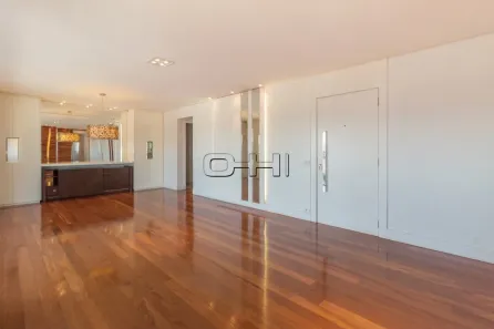 Apartamento com 3 Quartos para alugar, 141m² no Vila Romana, São Paulo
