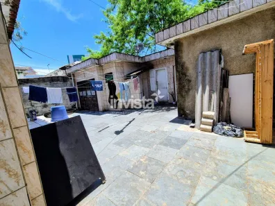 Casa com 20 Quartos à venda, 385m² no Marapé, Santos