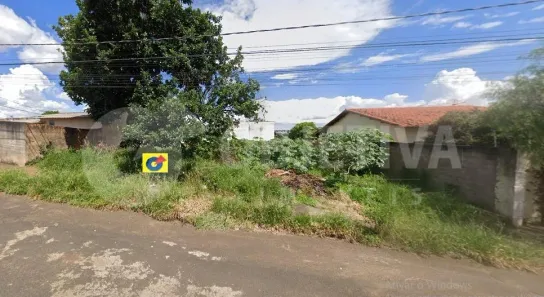 Lote/Terreno à venda, 600m² no Carajás, Uberlândia