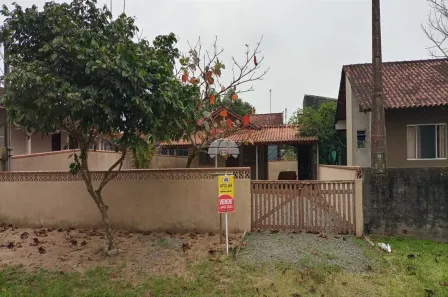 Casa com 2 Quartos à venda, 67m² no Barra do Saí, Itapoá