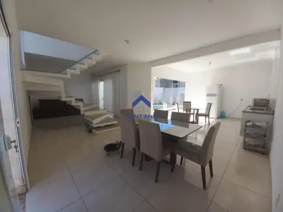 Casa de Condomínio com 3 Quartos para venda ou aluguel, 160m² no Jardim Oásis, Taubaté