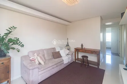 Apartamento com 3 Quartos para alugar, 94m² no Floresta, Porto Alegre