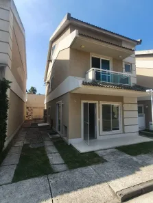 Casa de Condomínio com 4 Quartos à venda, 250m² no Vargem Grande, Rio de Janeiro