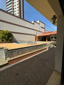 Casa com 5 Quartos à venda, 863m² no Quilombo, Cuiabá