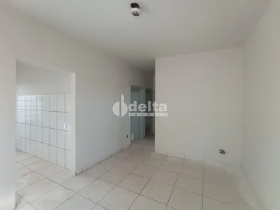 Casa com 9 Quartos à venda, 300m² no Santa Mônica, Uberlândia