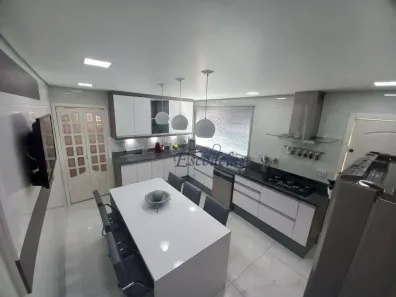 Sobrado com 3 Quartos à venda, 199m² no Vila Mazzei, São Paulo