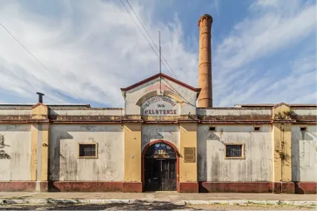 Galpão/Depósito/Armazém à venda, 9648m² no Centro, Pelotas