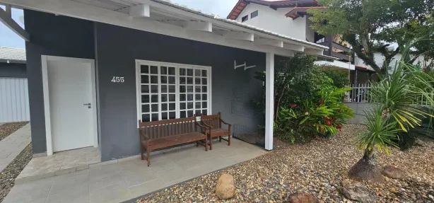 Casa com 3 Quartos à venda, 150m² no Praia dos Amores, Balneário Camboriú