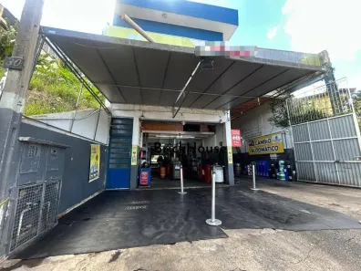 Prédio Comercial à venda, 257m² no Jardim Carambeí, São Roque