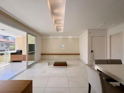 Apartamento com 4 Quartos para alugar, 260m² no Cambuí, Campinas