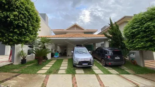 Casa de Condomínio com 3 Quartos para alugar, 260m² no Vila Aviação, Bauru