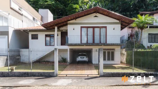 Casa com 3 Quartos à venda, 222m² no Vila Nova, Blumenau