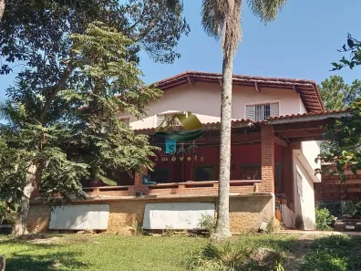 Fazenda/Sítio com 3 Quartos à venda, 258m² no Mantiqueira, Mairiporã