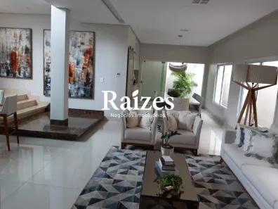 Casa com 3 Quartos para alugar, 400m² no Bom Jesus, Uberlândia