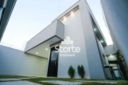 Casa com 3 Quartos à venda, 148m² no Segismundo Pereira, Uberlândia