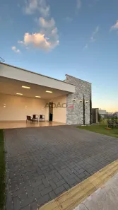 Casa de Condomínio com 4 Quartos à venda, 150m² no Parqville Quaresmeira, Trindade