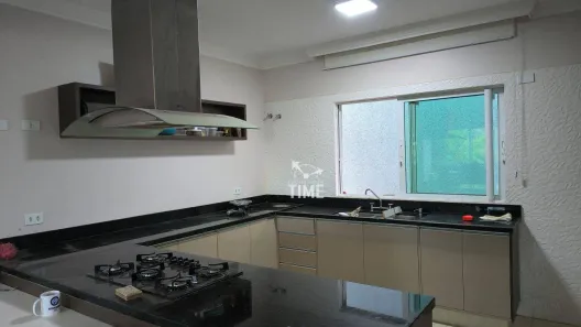 Casa com 4 Quartos para alugar, 189m² no Bom Retiro, Curitiba
