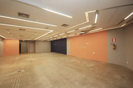 Ponto Comercial para alugar, 342m² no Santo Antônio, Belo Horizonte