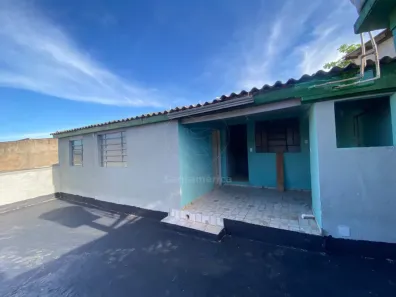 Casa com 2 Quartos para alugar, 65m² no Leonor, Londrina