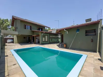 Casa com 3 Quartos à venda, 250m² no Desvio Rizzo, Caxias do Sul