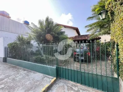 Casa com 4 Quartos à venda, 243m² no Mata Paca, Niterói