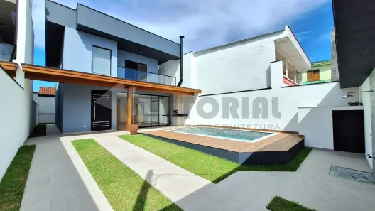 Sobrado com 4 Quartos à venda, 172m² no Balneário Copacabana, Caraguatatuba